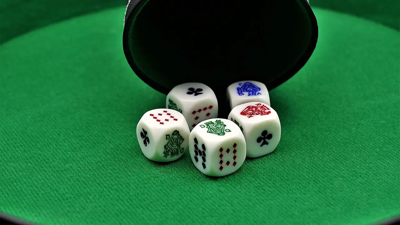 Mathématiques pour des décisions gagnantes au poker