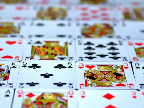 Stratégies de bluff au poker efficaces